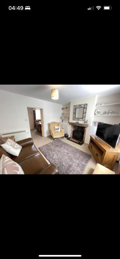 Valentine Cottage Лейстън Екстериор снимка